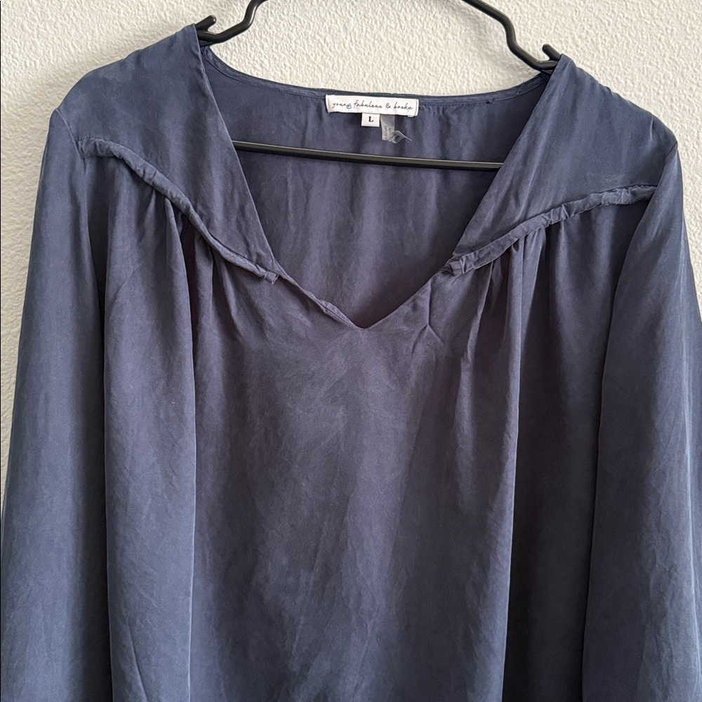 Young Fabulous & Broke 100% Cupro Blouse Size L Blue V-Neck Ballon Sleeve Top - Picture 7 of 7